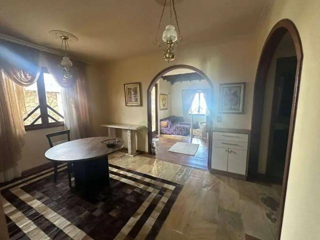 Casa / Sobrado para Locação em São José/SC Barreiros 4 Quartos
