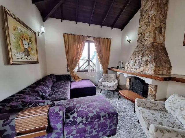 Casa / Sobrado para Locação em São José/SC Barreiros 4 Quartos