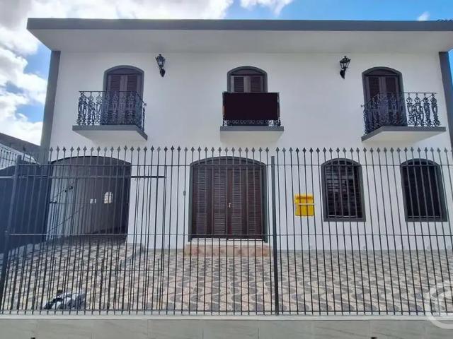 Casa / Sobrado para Locação em São José/SC Barreiros 4 Quartos
