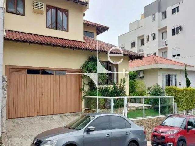 Casa / Sobrado para Locação em São José/SC Barreiros 4 Quartos
