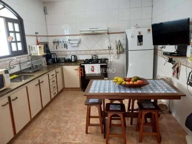 Casa / Sobrado para Locação em São José/SC Barreiros 5 Quartos