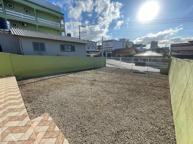 Casa / Sobrado para Locação em São José/SC Bela Vista 2 Quartos