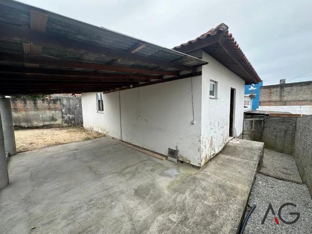 Casa / Sobrado para Locação em São José/SC Bela Vista 2 Quartos