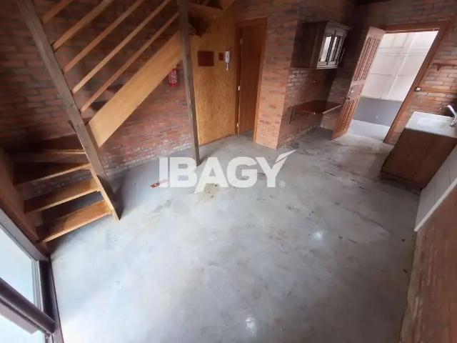 Casa / Sobrado para Locação em São José/SC Centro 2 Quartos