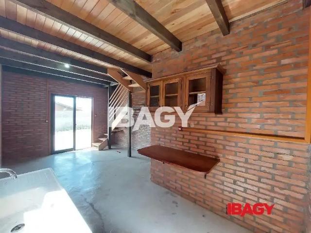 Casa / Sobrado para Locação em São José/SC Centro 2 Quartos