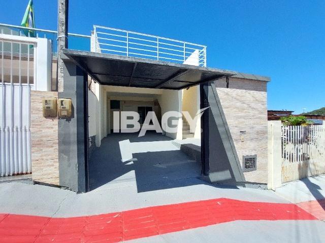 Casa / Sobrado para Locação em São José/SC Forquilhas 2 Quartos
