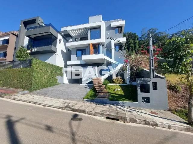 Casa / Sobrado para Locação em São José/SC Forquilhas 3 Quartos