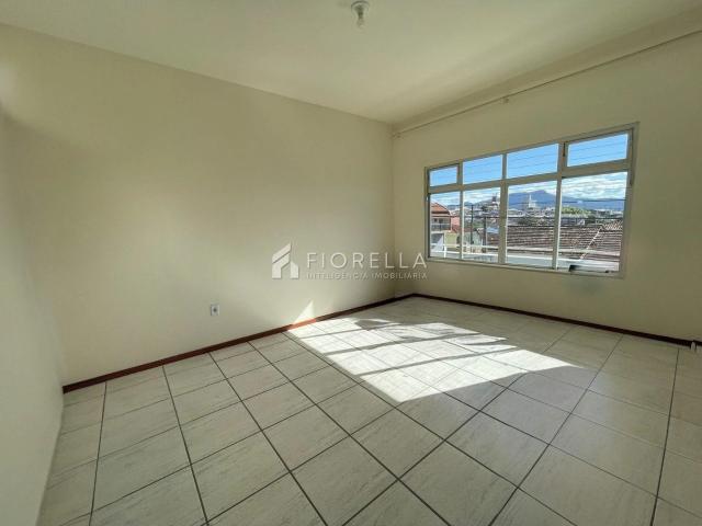 Casa / Sobrado para Locação em São José/SC Forquilhinhas 4 Quartos