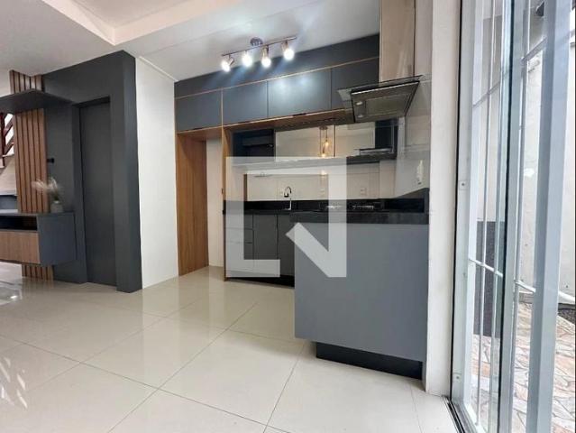 Casa / Sobrado para Locação em São José/SC Forquilhinhas 2 Quartos