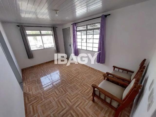 Casa / Sobrado para Locação em São José/SC Forquilhinhas 3 Quartos