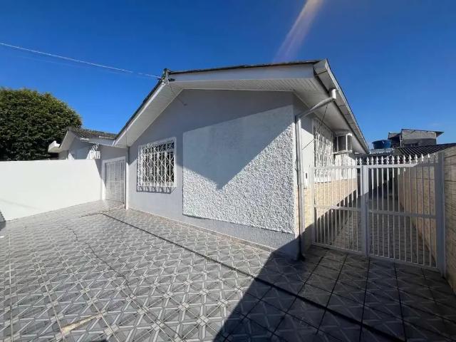 Casa / Sobrado para Locação em São José/SC Forquilhinhas 3 Quartos