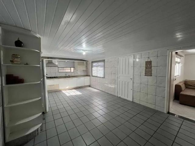 Casa / Sobrado para Locação em São José/SC Forquilhinhas 3 Quartos