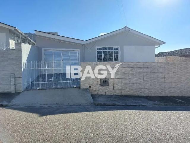 Casa / Sobrado para Locação em São José/SC Forquilhinhas 4 Quartos