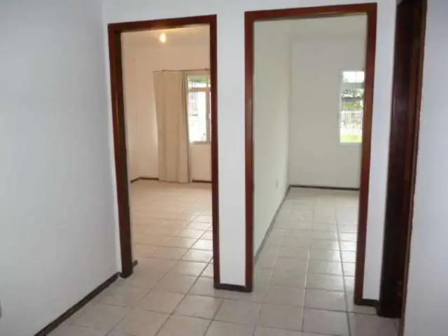 Casa / Sobrado para Locação em São José/SC Ipiranga 3 Quartos