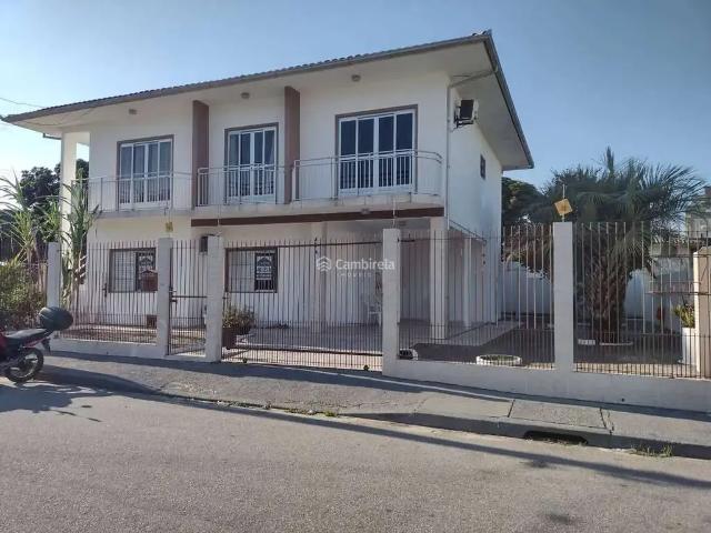 Casa / Sobrado para Locação em São José/SC Nossa Senhora do Rosário 2 Quartos