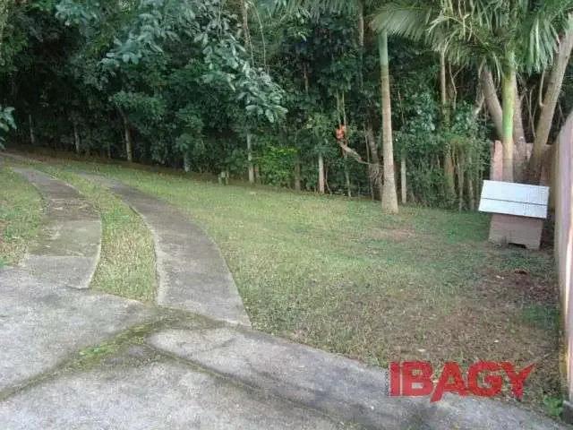 Casa / Sobrado para Locação em São José/SC Ponta de Baixo 3 Quartos