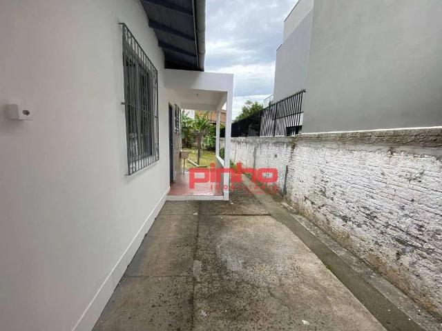 Casa / Sobrado para Locação em São José/SC Ponta de Baixo 3 Quartos