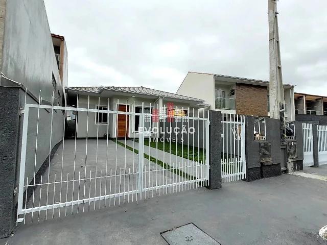Casa / Sobrado para Locação em São José/SC Potecas 2 Quartos