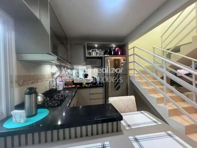Casa / Sobrado para Locação em São José/SC Potecas 2 Quartos