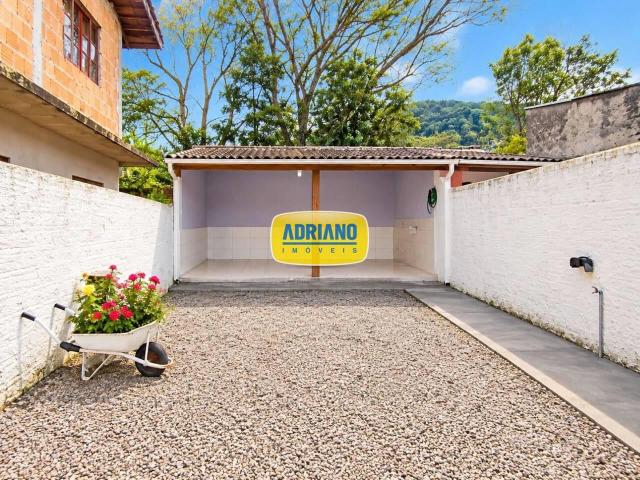 Casa / Sobrado para Locação em São José/SC Potecas 2 Quartos