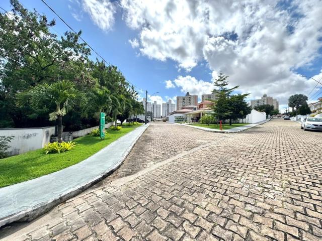 Casa / Sobrado para Locação em São Luís/MA Turu 4 Quartos