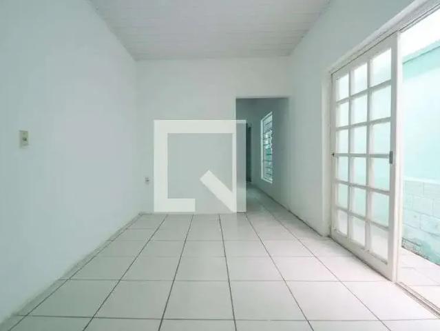 Casa / Sobrado para Locação em São Leopoldo/RS Centro 1 Quartos