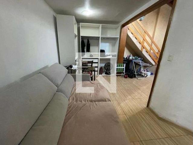 Casa / Sobrado para Locação em São Leopoldo/RS Centro 1 Quartos