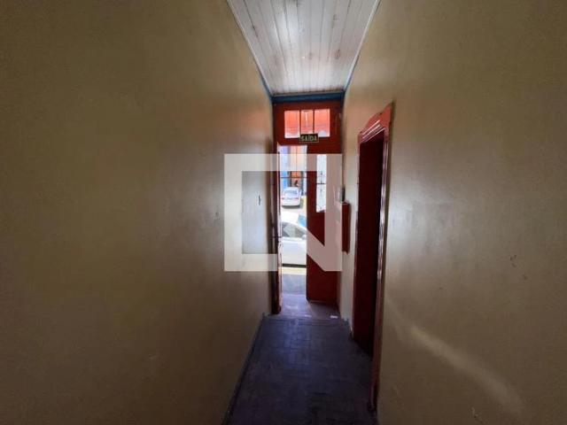Casa / Sobrado para Locação em São Leopoldo/RS Centro 2 Quartos