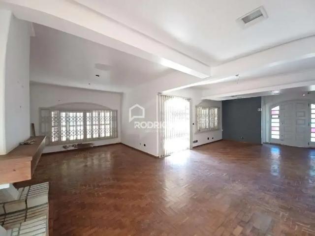 Casa / Sobrado para Locação em São Leopoldo/RS Centro 2 Quartos