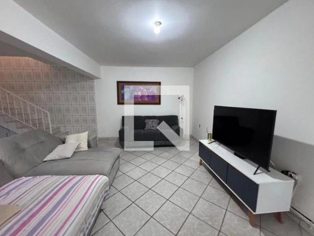 Casa / Sobrado para Locação em São Leopoldo/RS Centro 2 Quartos