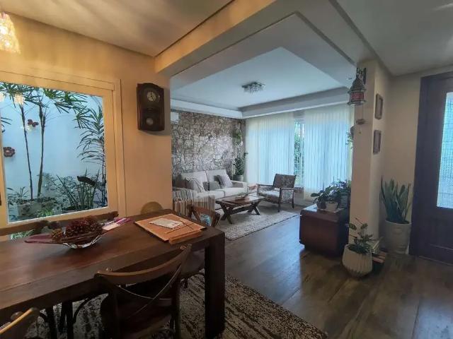 Casa / Sobrado para Locação em São Leopoldo/RS Centro 3 Quartos