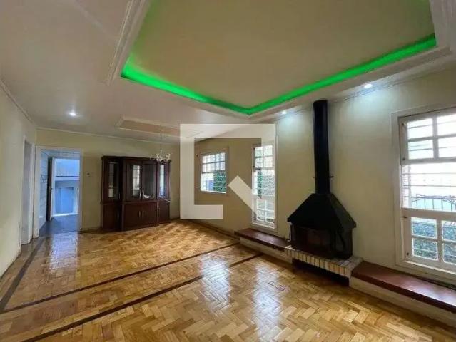 Casa / Sobrado para Locação em São Leopoldo/RS Centro 4 Quartos