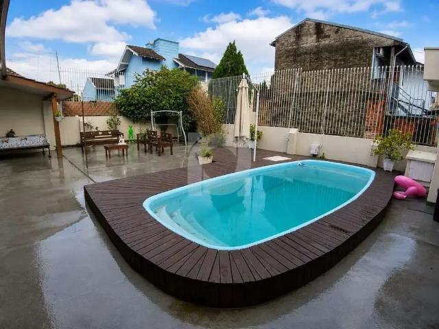 Casa / Sobrado para Locação em São Leopoldo/RS Fião 4 Quartos