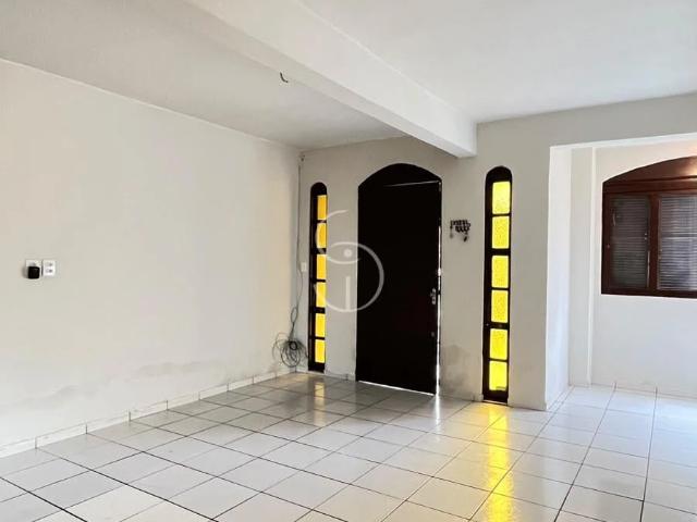 Casa / Sobrado para Locação em São Leopoldo/RS Jardim América 2 Quartos
