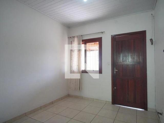 Casa / Sobrado para Locação em São Leopoldo/RS São Miguel 2 Quartos