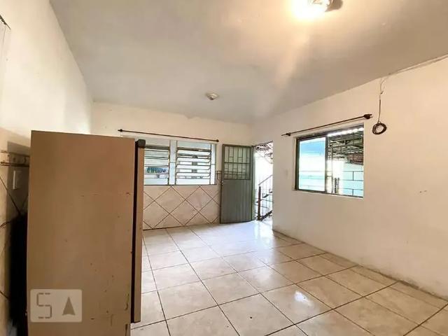 Casa / Sobrado para Locação em São Leopoldo/RS Santos Dumont 1 Quartos