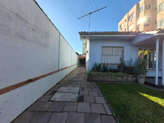 Casa / Sobrado para Locação em São Leopoldo/RS Padre Reus 3 Quartos