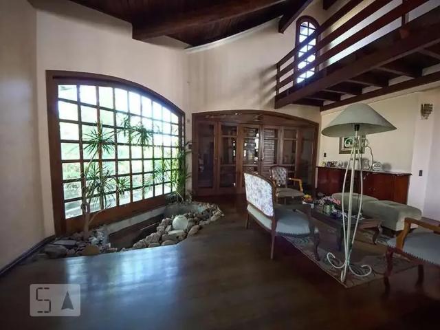 Casa / Sobrado para Locação em São Leopoldo/RS Rio Branco 5 Quartos