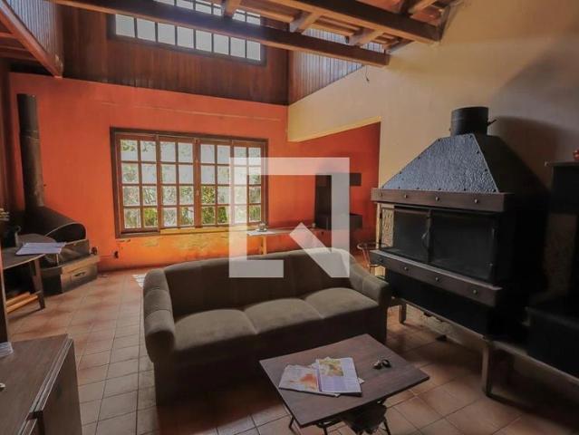 Casa / Sobrado para Locação em São Leopoldo/RS Rio dos Sinos 5 Quartos