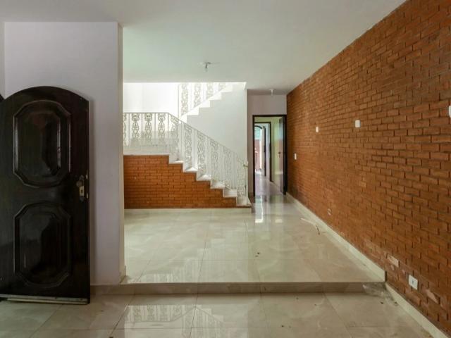 Casa / Sobrado para Locação em São Paulo/SP Conjunto Residencial Vista Verde 3 Quartos