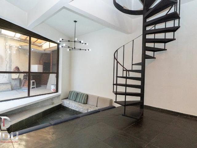 Casa / Sobrado para Locação em São Paulo/SP Cambuci 4 Quartos