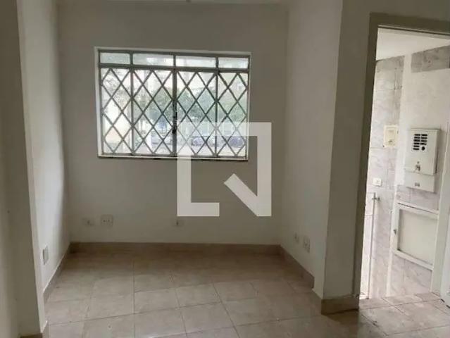 Casa / Sobrado para Locação em São Paulo/SP Cambuci 2 Quartos
