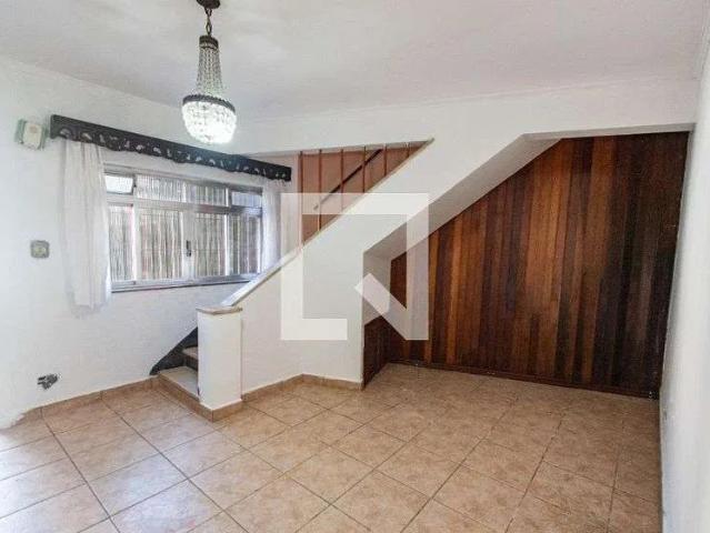 Casa / Sobrado para Locação em São Paulo/SP Cambuci 2 Quartos