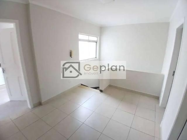 Casa / Sobrado para Locação em São Paulo/SP Cambuci 2 Quartos