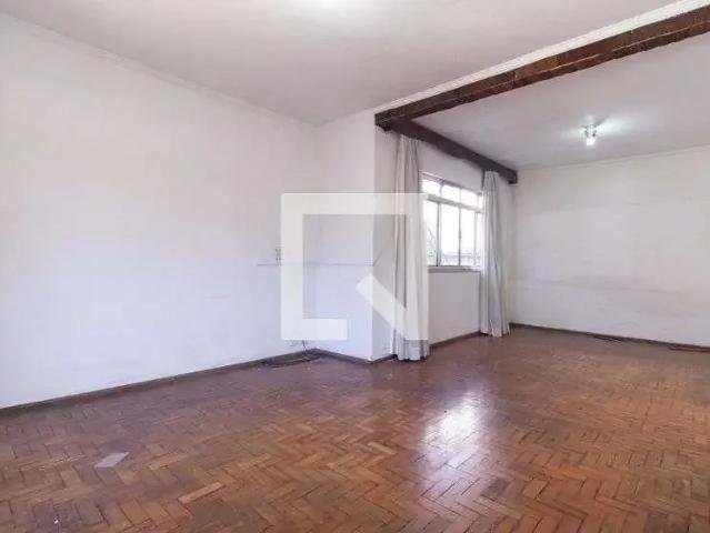 Casa / Sobrado para Locação em São Paulo/SP Cambuci 3 Quartos