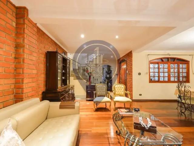 Casa / Sobrado para Locação em São Paulo/SP Cambuci 3 Quartos