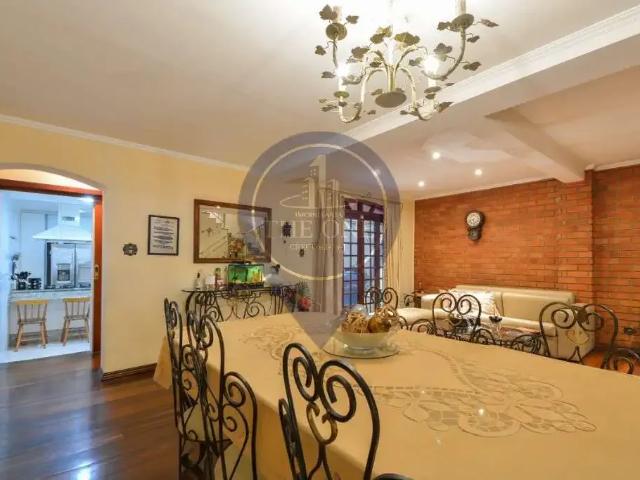 Casa / Sobrado para Locação em São Paulo/SP Cambuci 3 Quartos