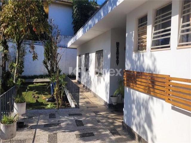 Casa / Sobrado para Locação em São Paulo/SP Campo Belo 4 Quartos