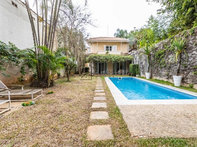 Casa / Sobrado para Locação em São Paulo/SP Campo Belo 4 Quartos