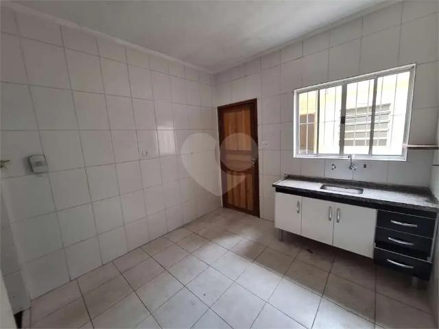 Casa / Sobrado para Locação em São Paulo/SP Campo Grande 2 Quartos